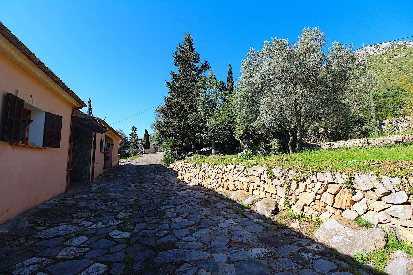 3 bedroom Finca/Country House for sale in Capdepera with garage - € 849,000 (Ref: 9733864)