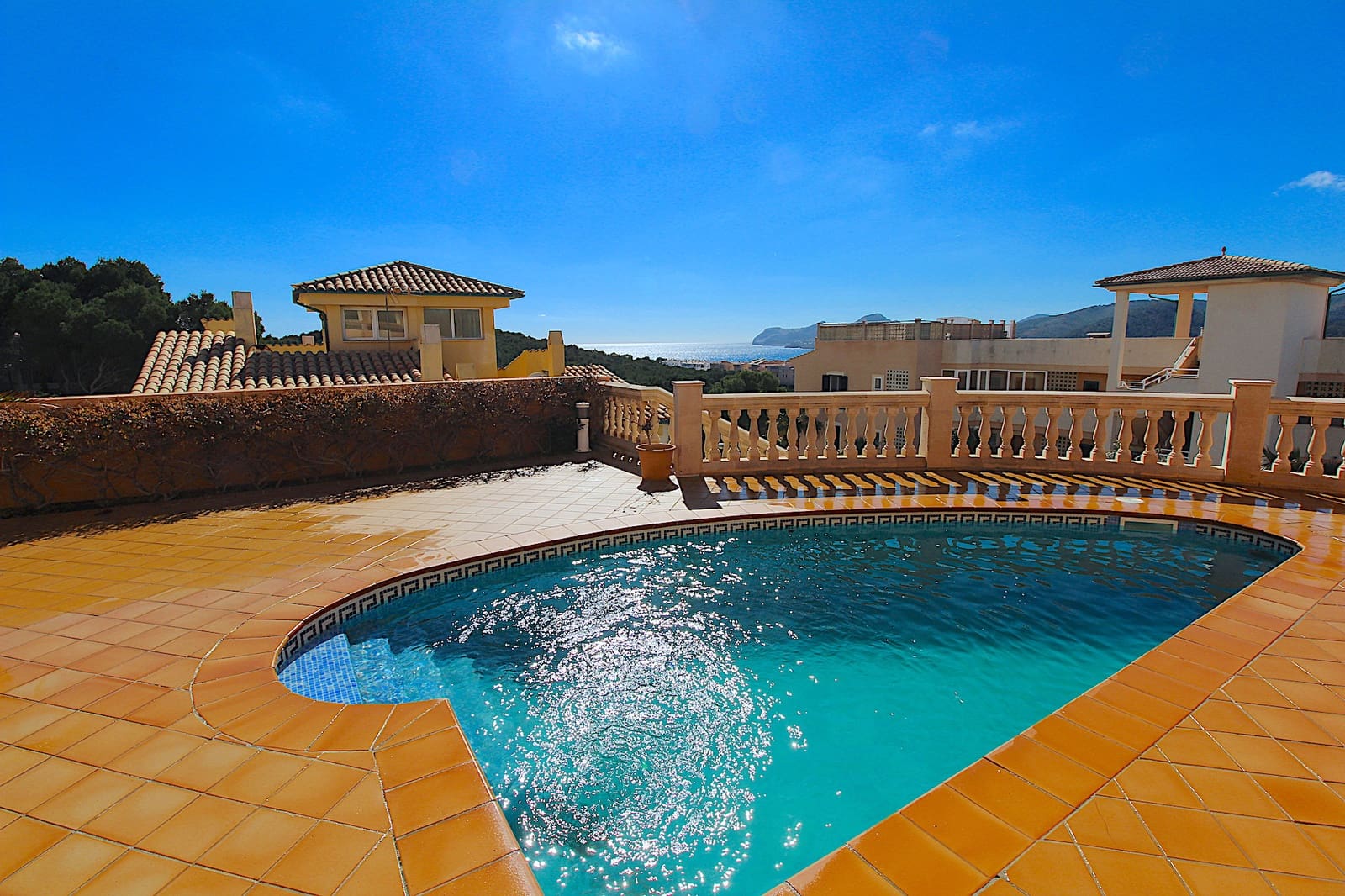 3 bedroom Villa for sale in Cala Ratjada with pool garage - € 1,400,000 (Ref: 9843863)