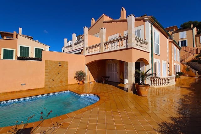 3 soveværelse Villa til salg i Cala Ratjada, Capdepera med swimmingpool garage - € 1.400.000 (Ref: 9843863)