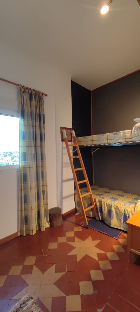 5 sovrum Lägenhet till salu i Sax - 98 500 € (Ref: 8410317)