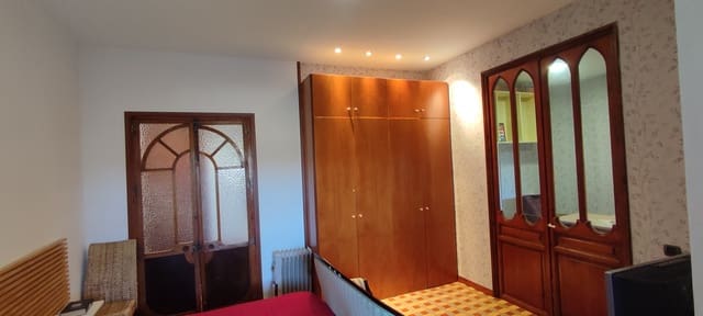 5 bedroom Flat for sale in Sax - € 98,500 (Ref: 8410317)