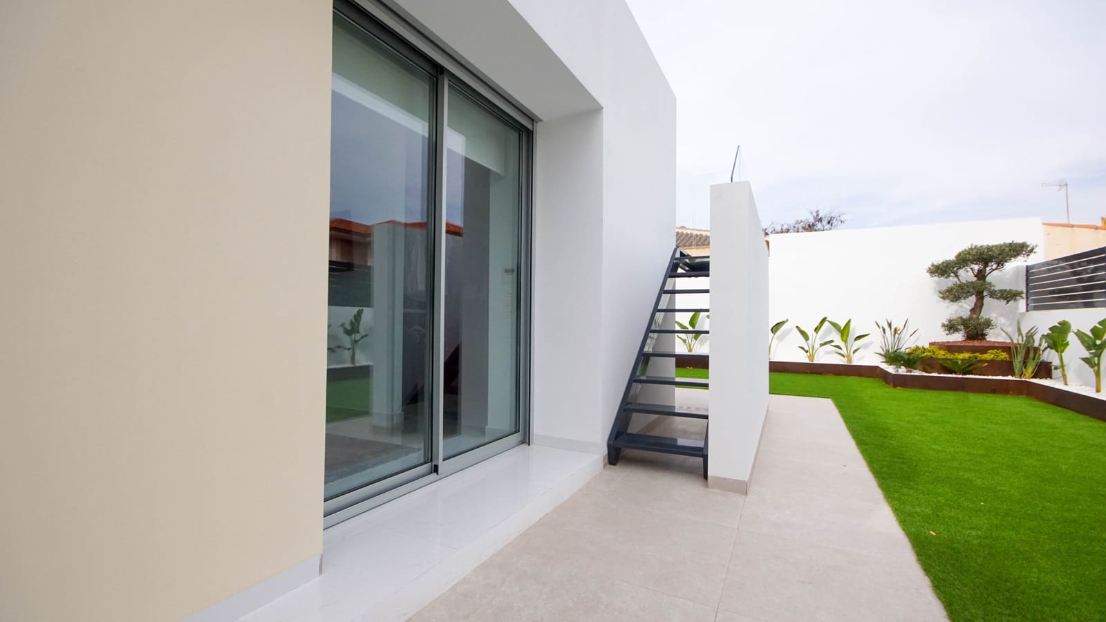 3 chambre Villa/Maison à vendre à Torrevieja avec piscine garage - 699 000 € (Ref: 6598898)