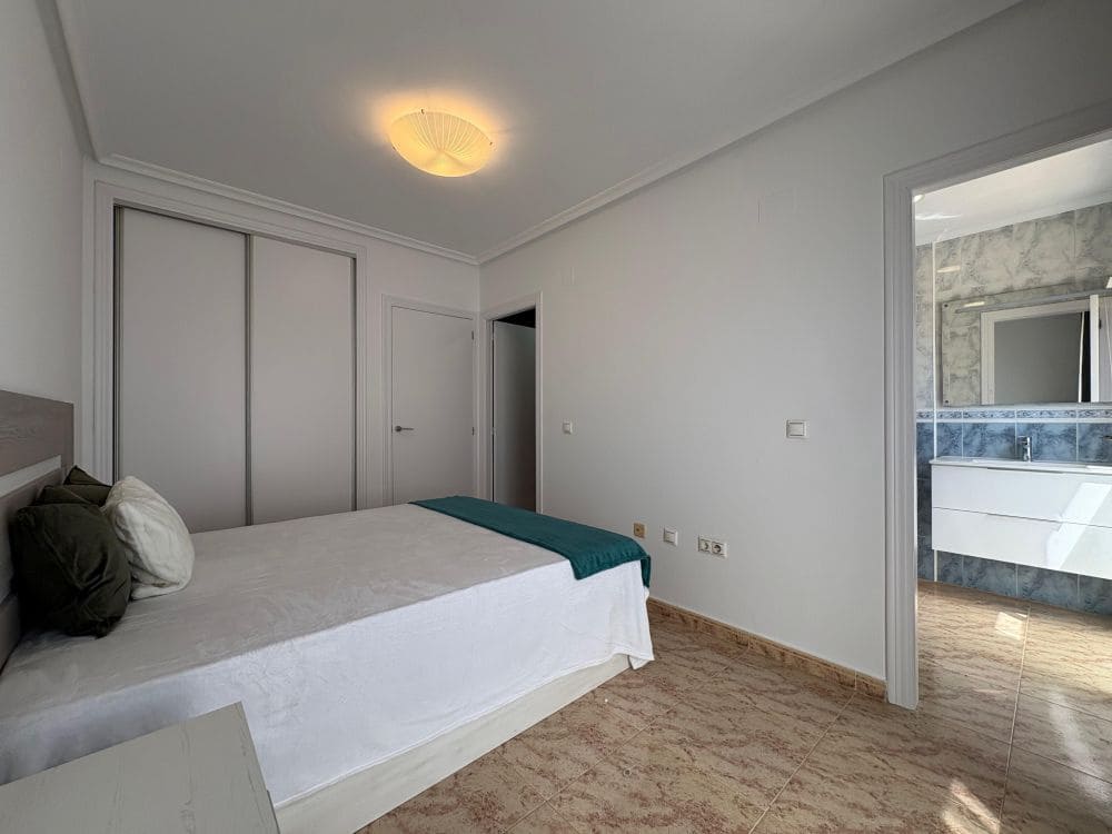 3 Zimmer Villa zu verkaufen in La Zenia mit Pool Garage - 187.995 € (Ref: 9161355)