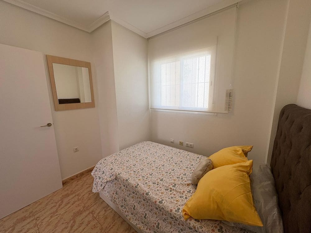 3 Zimmer Villa zu verkaufen in La Zenia mit Pool Garage - 187.995 € (Ref: 9161355)