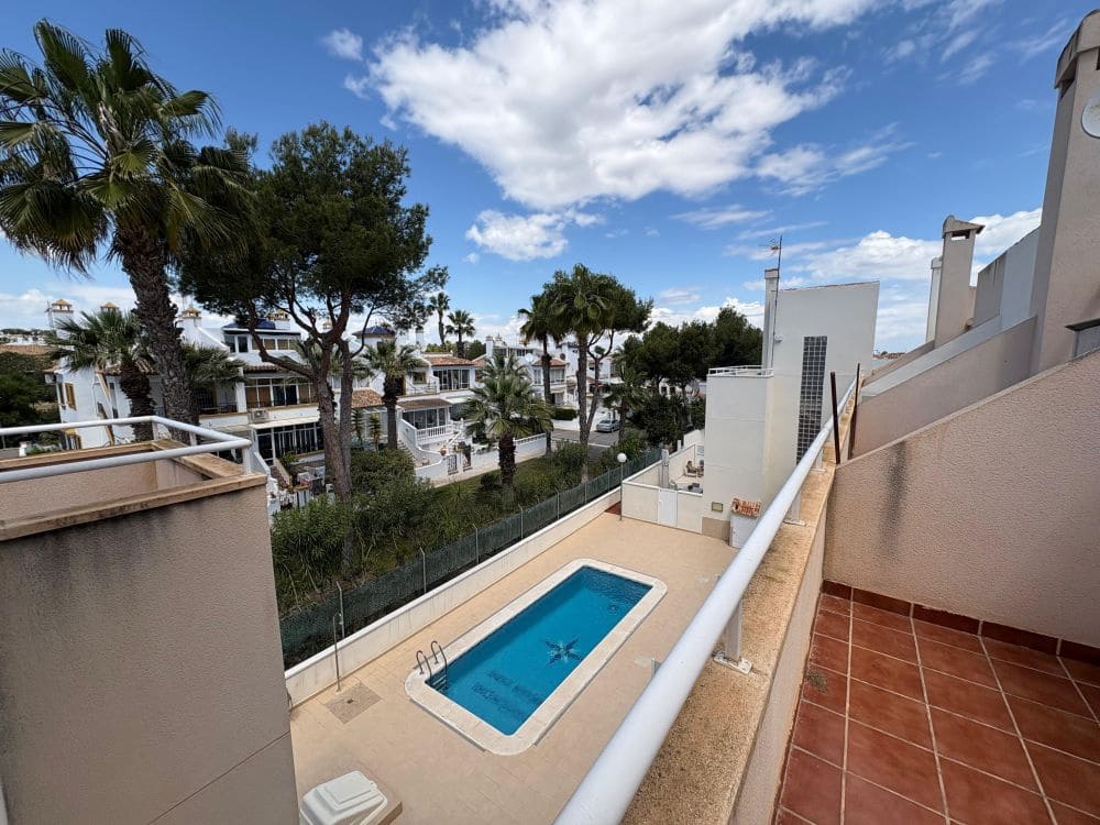 3 Zimmer Villa zu verkaufen in La Zenia mit Pool Garage - 187.995 € (Ref: 9161355)