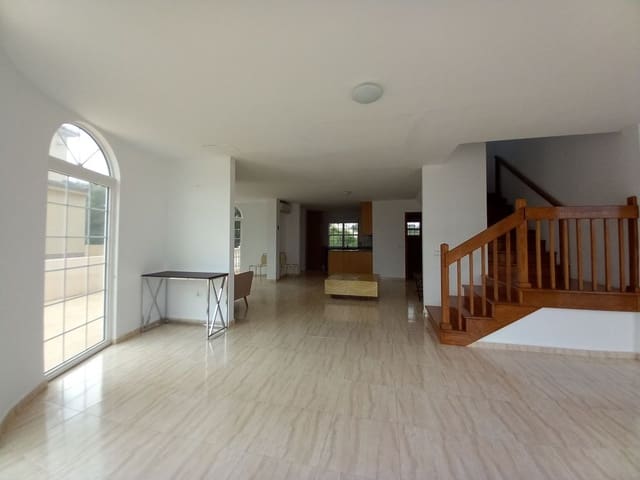 4 quarto Moradia para venda em Pinar de Campoverde, Pilar de la Horadada com piscina garagem - 359 000 € (Ref: 9191616)