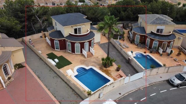 4 quarto Moradia para venda em Pinar de Campoverde, Pilar de la Horadada com piscina garagem - 359 000 € (Ref: 9191616)