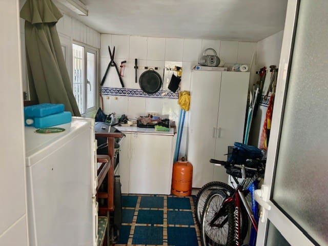 Chalet de 3 habitaciones en Playa Flamenca en venta con piscina garaje - 314.000 € (Ref: 9210348)