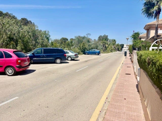 Chalet de 3 habitaciones en Playa Flamenca en venta con piscina garaje - 314.000 € (Ref: 9210348)