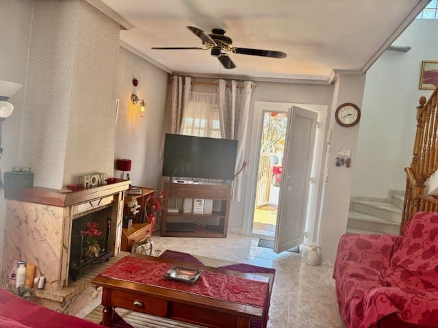 Chalet de 3 habitaciones en Playa Flamenca en venta con piscina garaje - 314.000 € (Ref: 9210348)