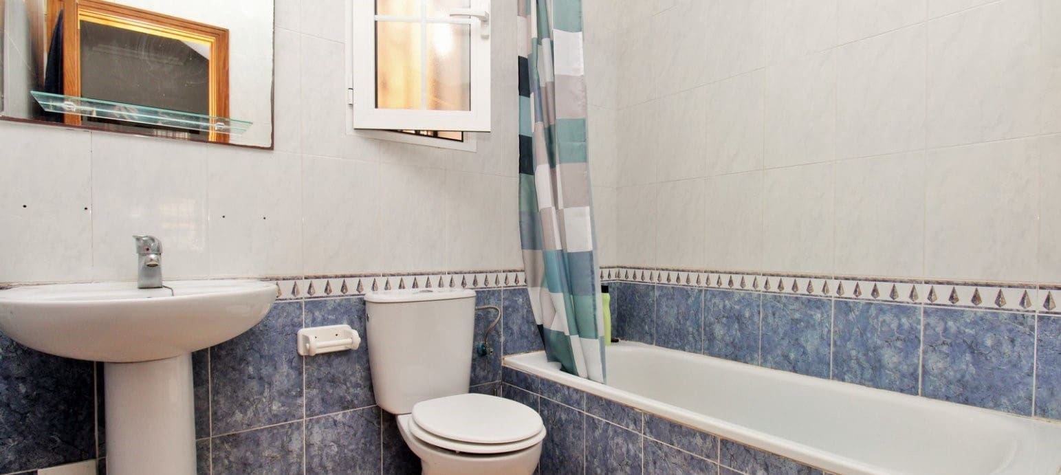 3 soveværelse Villa til salg i Playa Flamenca med swimmingpool garage - € 164.900 (Ref: 9210482)