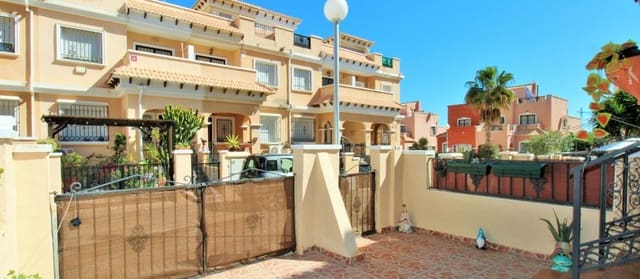 3 quarto Moradia para venda em Playa Flamenca, Orihuela com piscina garagem - 164 900 € (Ref: 9210482)