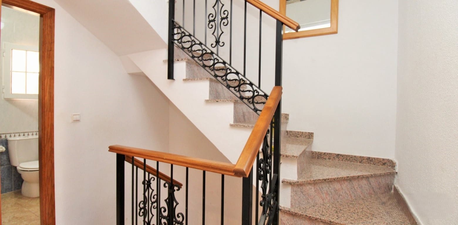 3 soveværelse Villa til salg i Playa Flamenca med swimmingpool garage - € 164.900 (Ref: 9210482)