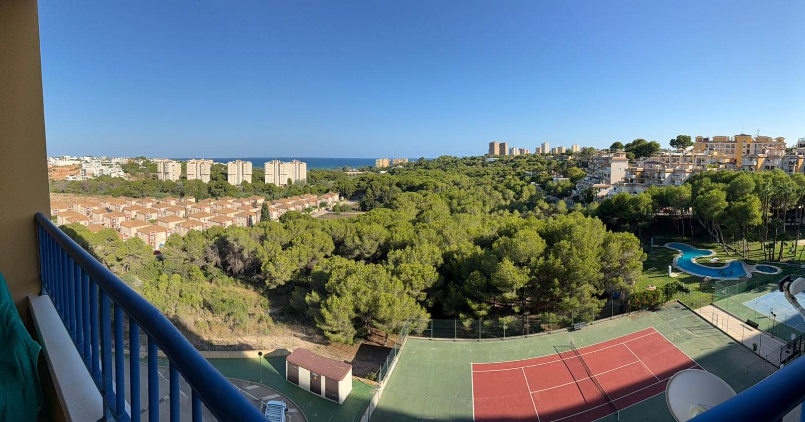 Apartamento de 2 habitaciones en Dehesa de Campoamor en venta con piscina garaje - 149.990 € (Ref: 9218603)