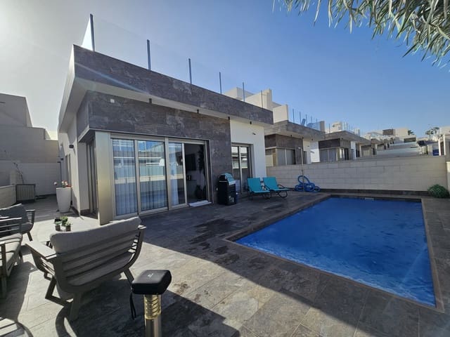 3 soverom Villa til salgs i Playa Flamenca, Orihuela med svømmebasseng garasje - € 369 950 (Ref: 9231295)
