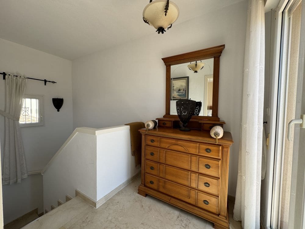 3 soveværelse Villa til salg i Villamartin med swimmingpool garage - € 529.995 (Ref: 9272865)