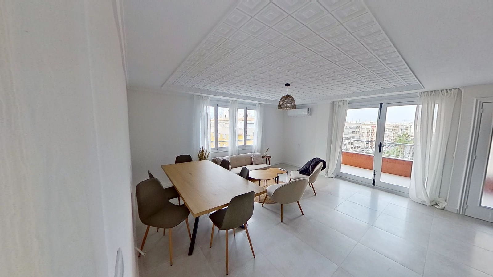 3 soveværelse Lejlighed til salg i Torrevieja med swimmingpool - € 235.000 (Ref: 9282626)