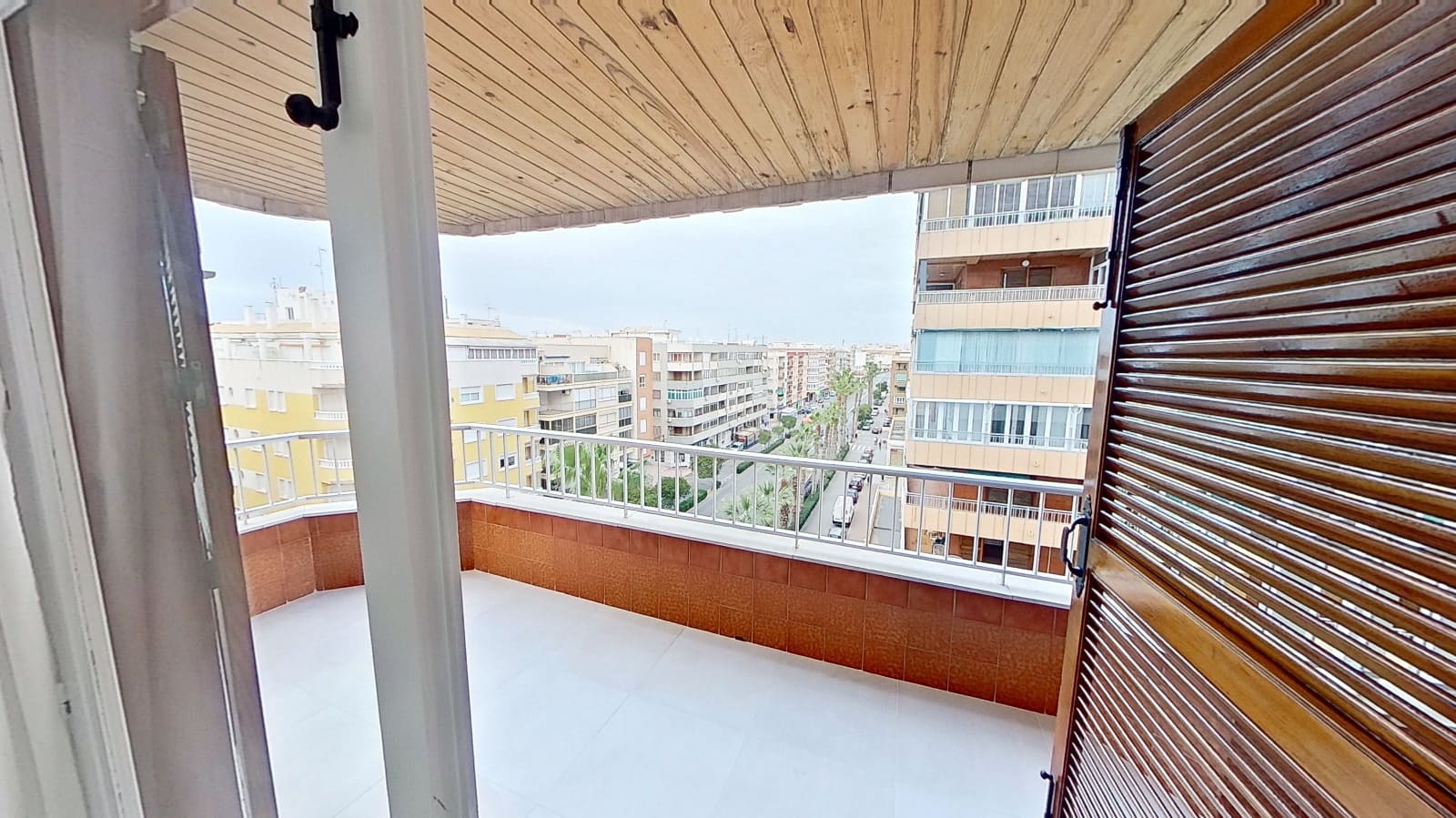 3 soveværelse Lejlighed til salg i Torrevieja med swimmingpool - € 235.000 (Ref: 9282626)