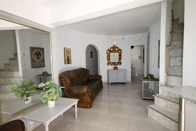 5 camera da letto Villa in vendita in Villamartin, Orihuela con piscina garage - 450.000 € (Rif: 9283455)