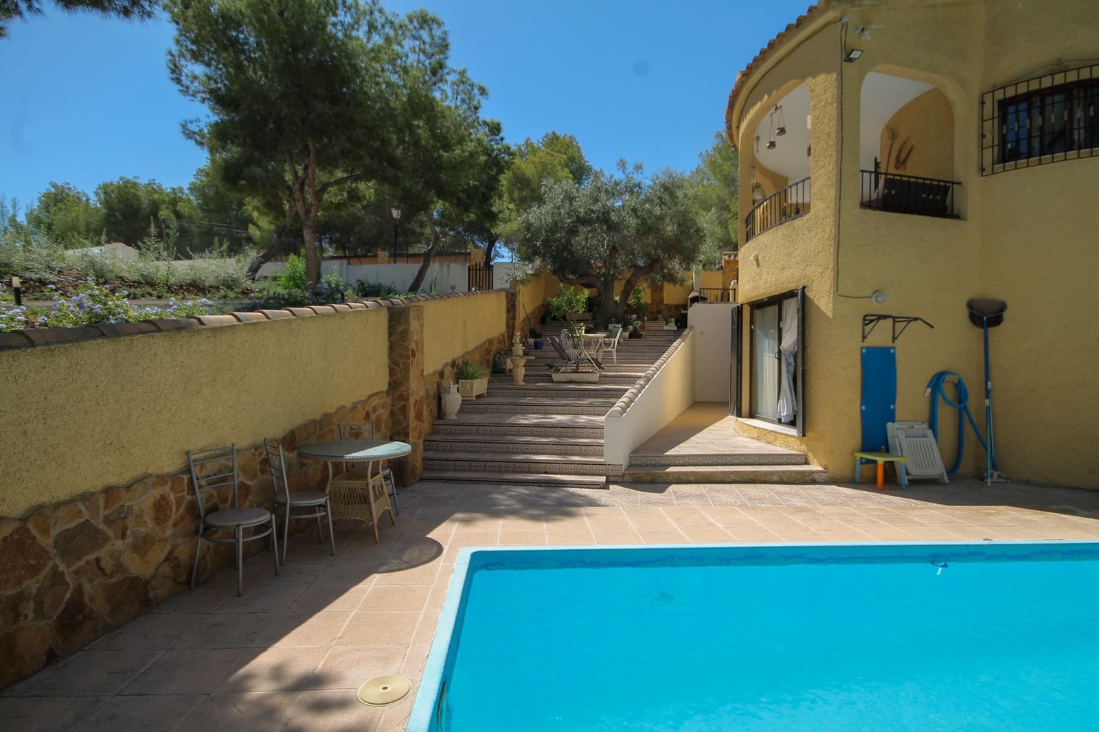 5 camera da letto Villa in vendita in Villamartin con piscina garage - 450.000 € (Rif: 9283455)