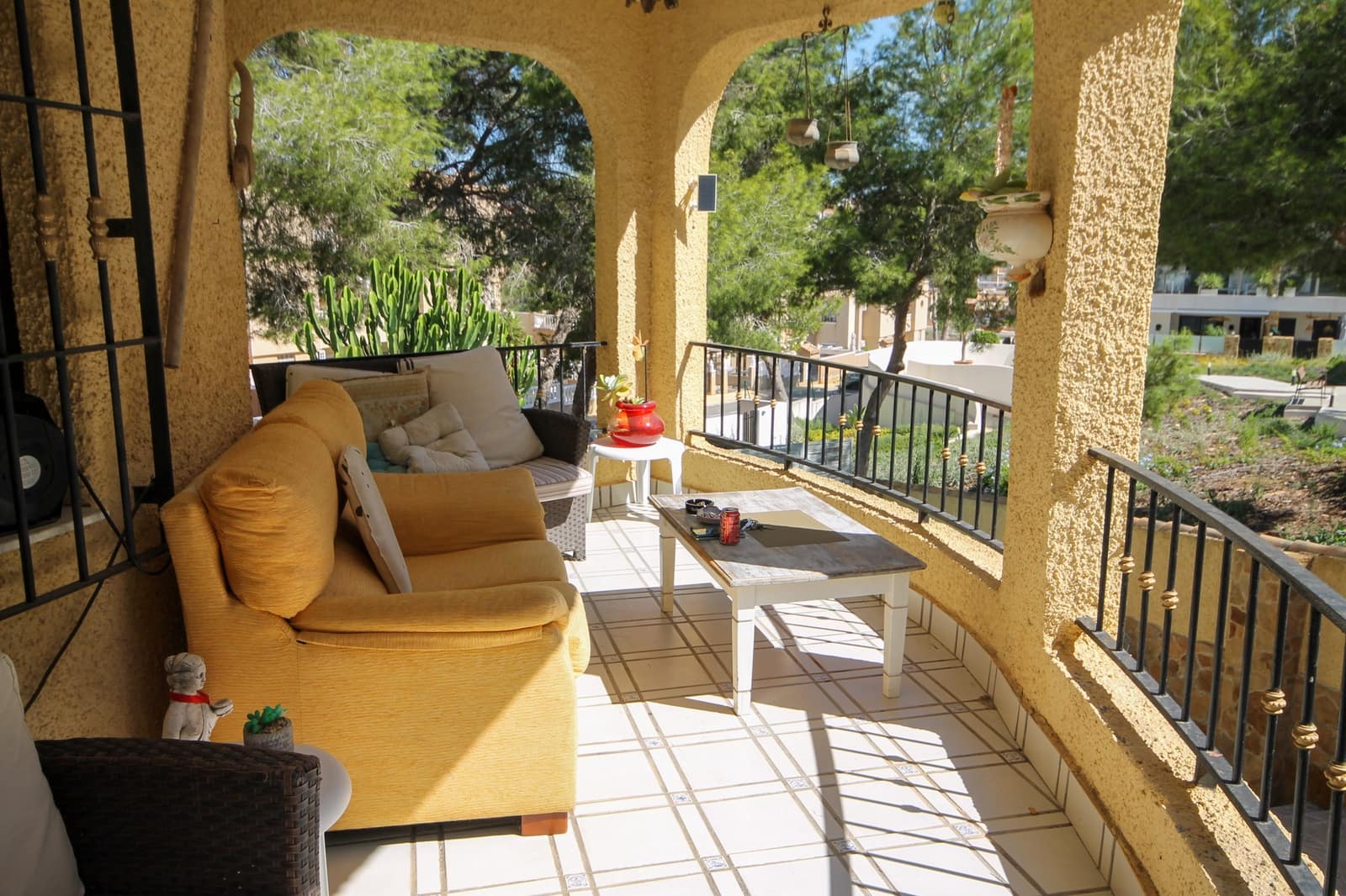 5 camera da letto Villa in vendita in Villamartin con piscina garage - 450.000 € (Rif: 9283455)