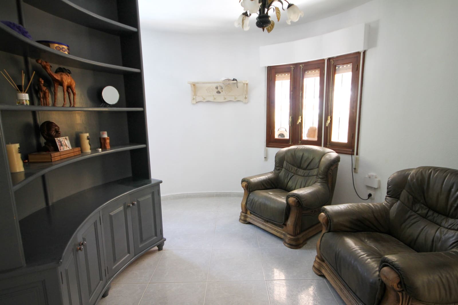 5 camera da letto Villa in vendita in Villamartin con piscina garage - 450.000 € (Rif: 9283455)