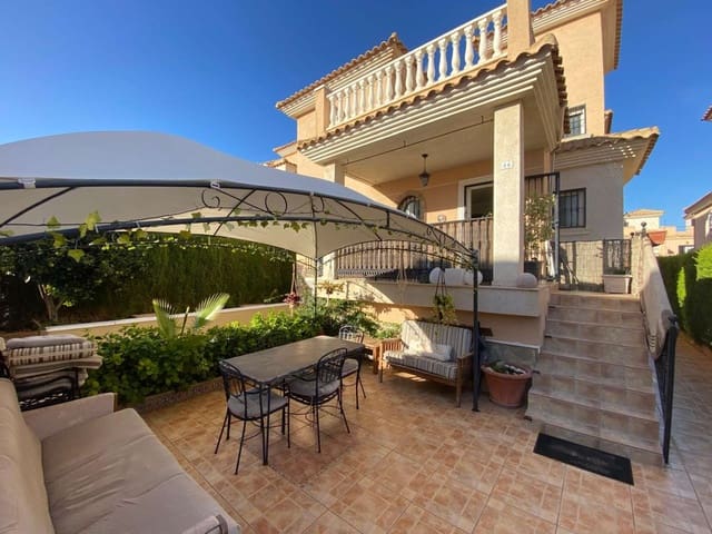 4 soverom Villa til salgs i Playa Flamenca, Orihuela med svømmebasseng garasje - € 340 000 (Ref: 9288263)