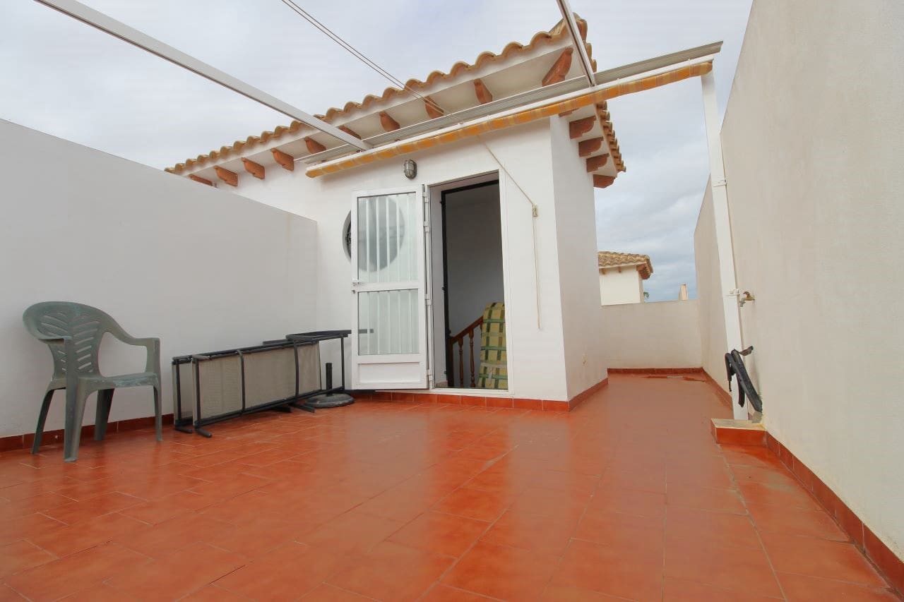 Chalet de 2 habitaciones en Playa Flamenca en venta con piscina garaje - 189.900 € (Ref: 9294763)