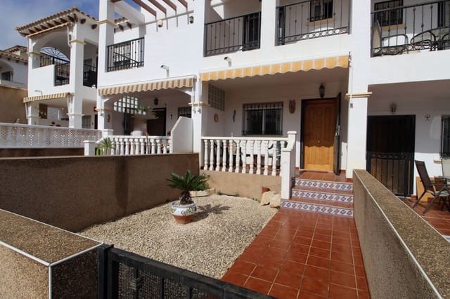 Chalet de 2 habitaciones en Playa Flamenca, Orihuela en venta con piscina garaje - 189.900 € (Ref: 9294763)