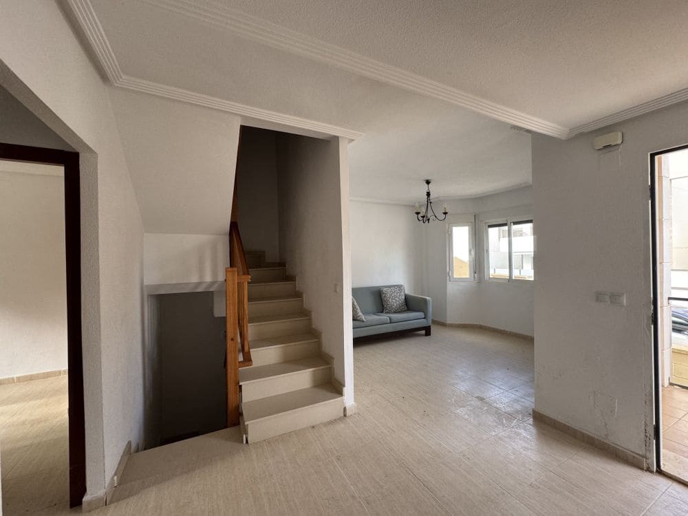 3 bedroom Villa for sale in Villamartin with garage - € 219,990 (Ref: 9306423)