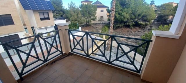 3 soveværelse Villa til salg i Villamartin, Orihuela med garage - € 219.990 (Ref: 9306423)