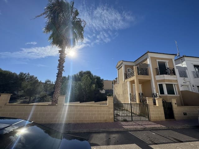 3 soveværelse Villa til salg i Villamartin, Orihuela med garage - € 219.990 (Ref: 9306423)