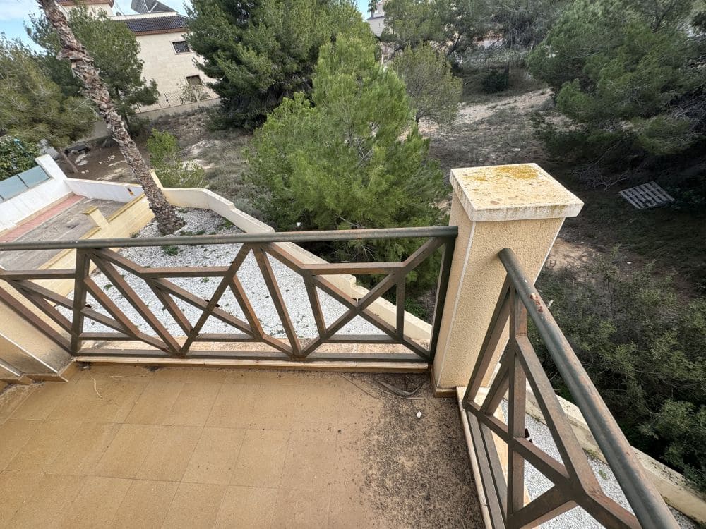 3 bedroom Villa for sale in Villamartin with garage - € 219,990 (Ref: 9306423)