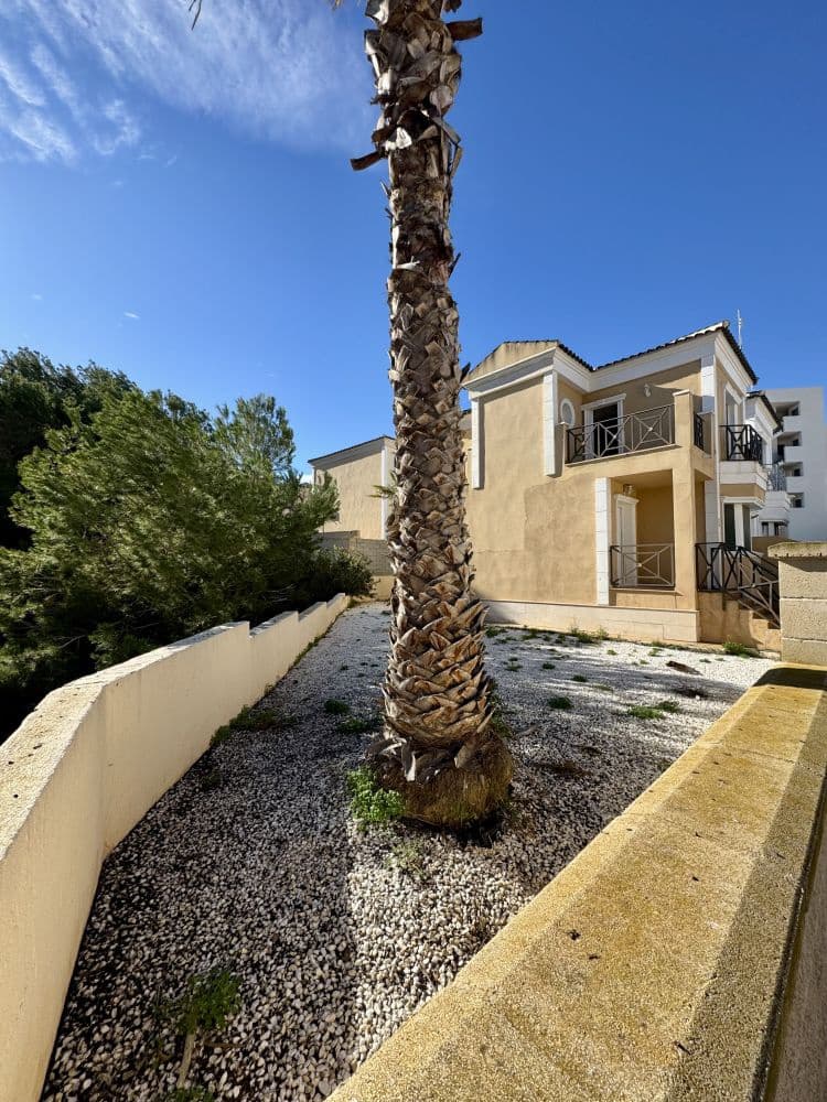3 bedroom Villa for sale in Villamartin with garage - € 219,990 (Ref: 9306423)