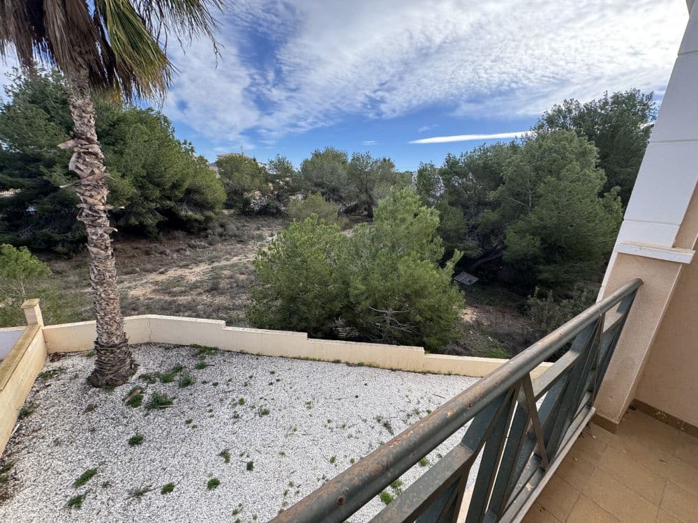 3 bedroom Villa for sale in Villamartin with garage - € 219,990 (Ref: 9306423)