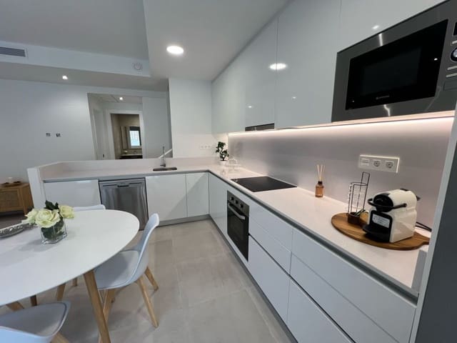 3 slaapkamer Villa te koop in La Zenia, Orihuela met zwembad garage - € 409.000 (Ref: 9306427)