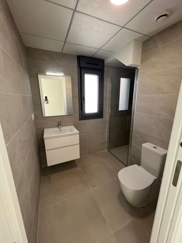 3 slaapkamer Villa te koop in La Zenia, Orihuela met zwembad garage - € 409.000 (Ref: 9306427)