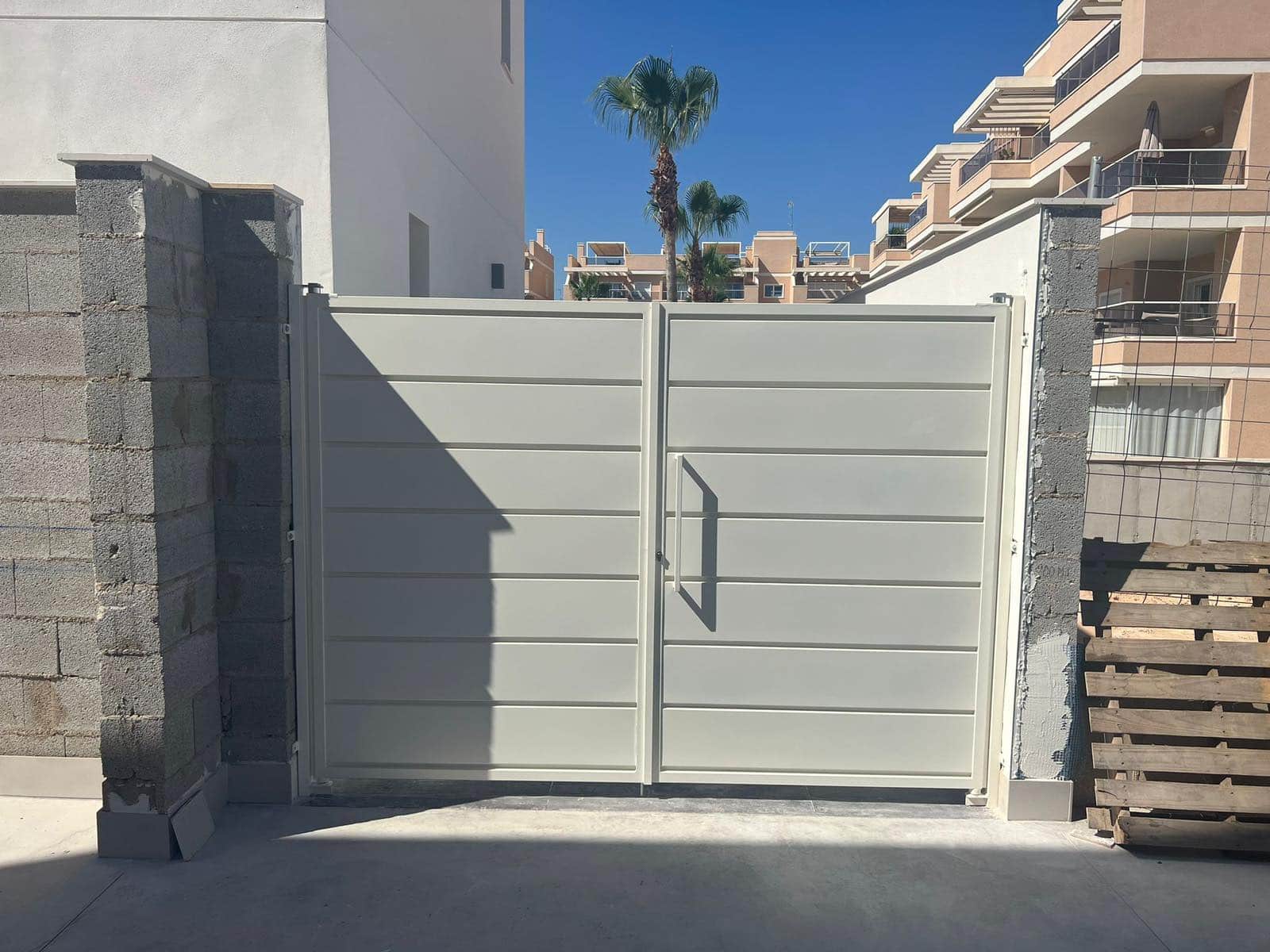 3 bedroom Villa for sale in La Zenia with pool garage - € 409,000 (Ref: 9306427)