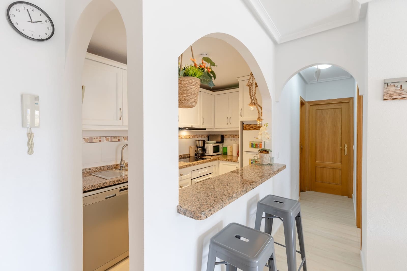 2 bedroom Apartment for sale in Villamartin with pool - € 159,000 (Ref: 9311336)