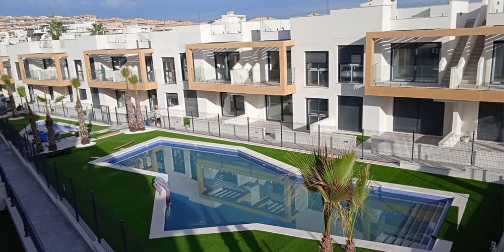 2 soveværelse Bungalow til salg i Playa Flamenca med swimmingpool garage - € 249.000 (Ref: 9314299)