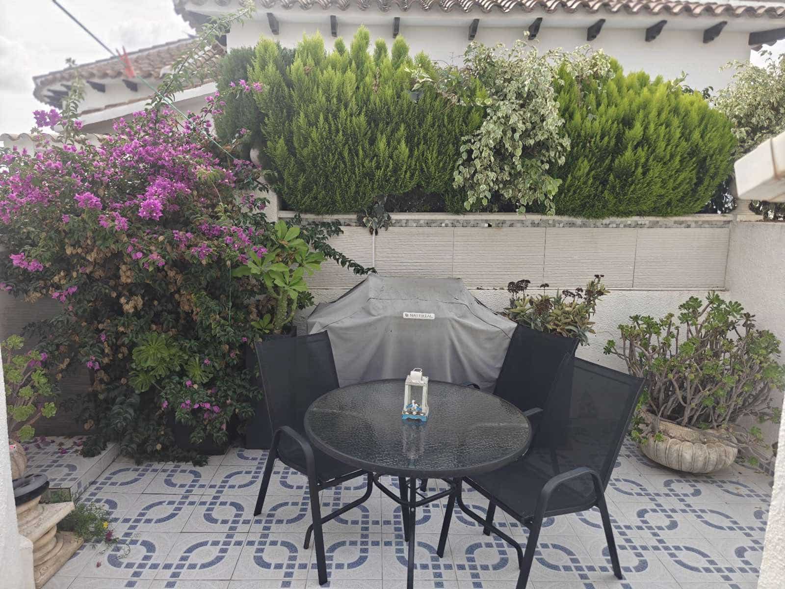 2 bedroom Villa for sale in Villamartin - € 144,900 (Ref: 9322821)