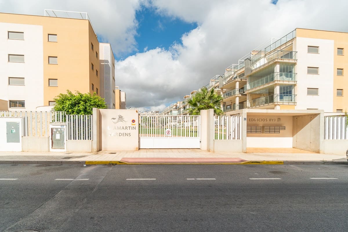 2 soverom Leilighet til salgs i Playa Flamenca med svømmebasseng garasje - € 250 000 (Ref: 9331751)