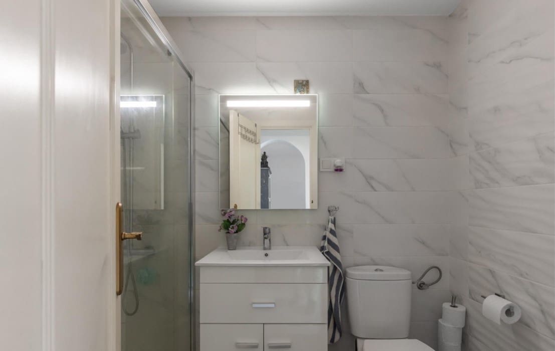 2 soveværelse Bungalow til salg i Torrevieja med swimmingpool - € 135.000 (Ref: 9331882)