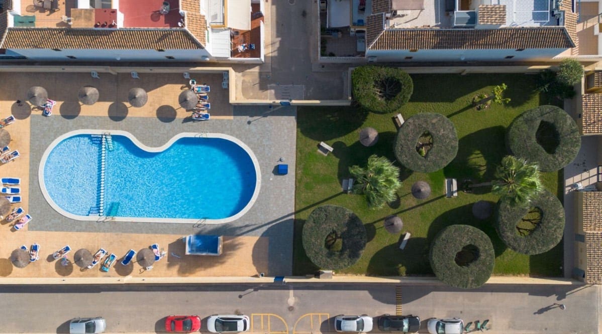 2 soveværelse Bungalow til salg i Torrevieja med swimmingpool - € 135.000 (Ref: 9331882)