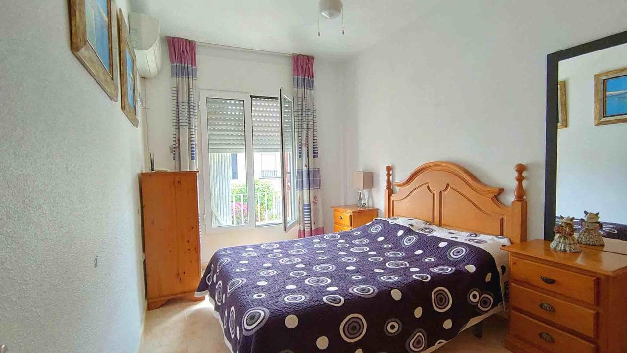 3 soverom Villa til salgs i Cabo Roig med svømmebasseng garasje - € 249 000 (Ref: 9343413)