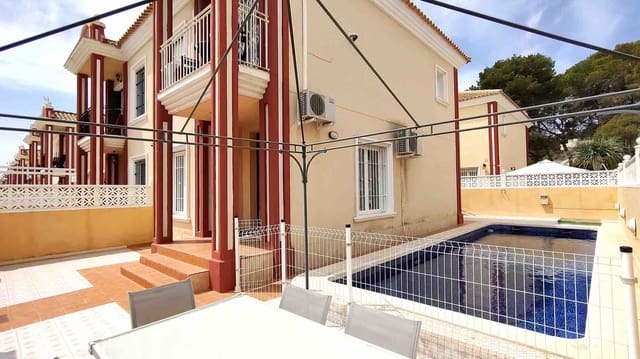 3 soverom Villa til salgs i Cabo Roig, Orihuela med svømmebasseng garasje - € 249 000 (Ref: 9343413)