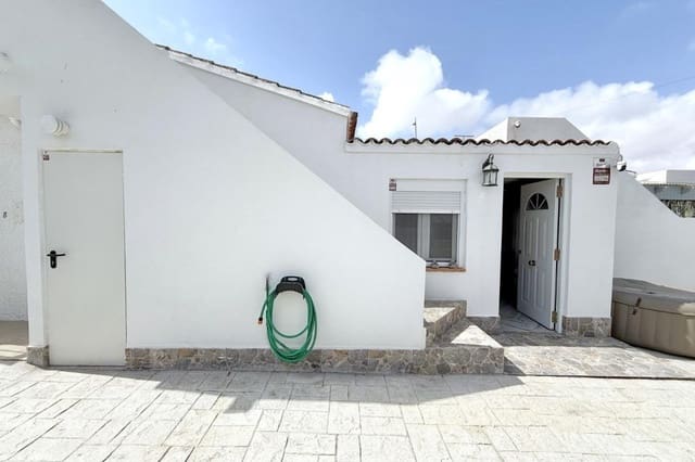 1 soverom Villa til salgs i Torrevieja - € 98 000 (Ref: 9348672)