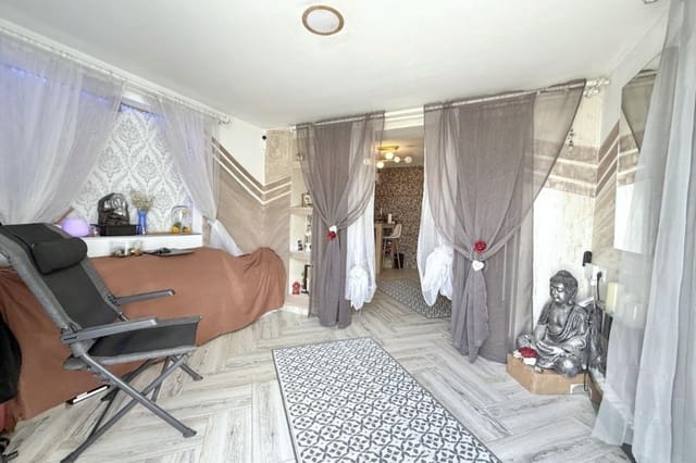 1 soverom Villa til salgs i Torrevieja - € 98 000 (Ref: 9348672)