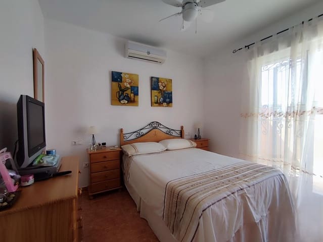 3 quarto Moradia para venda em Playa Flamenca, Orihuela com piscina garagem - 215 000 € (Ref: 9353830)