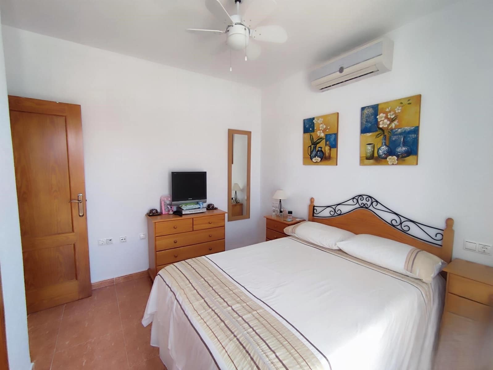 3 quarto Moradia para venda em Playa Flamenca com piscina garagem - 215 000 € (Ref: 9353830)